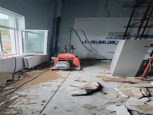 铁山地基基础下沉墙体裂缝加固注浆顶升施工